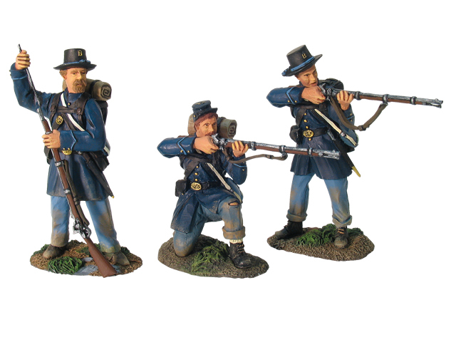 17743 - Valley Series, Union Infantry in Frock Coats Firing Line Set No.3